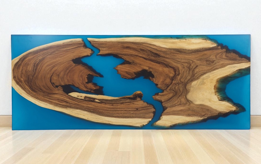 Tisch Holz und Epoxidharz