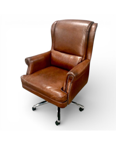 auteuil de bureau Amadeus en cuir marron – vue en perspective