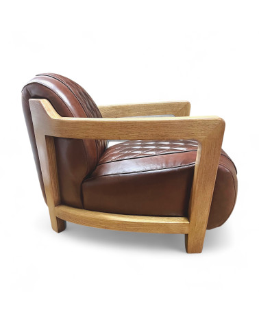 Vue latérale du fauteuil Hugues en cuir vintage marron