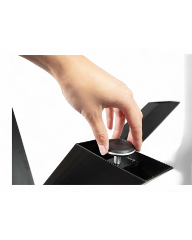 Holz Esstisch mit schwarzem Epoxidharz 230 cm - Modell Noir de Crimée